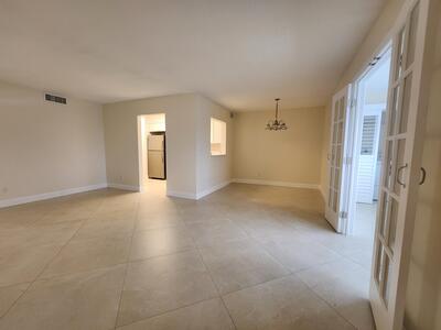 3178 Via Poinciana 402, Lake Worth, FL 33467