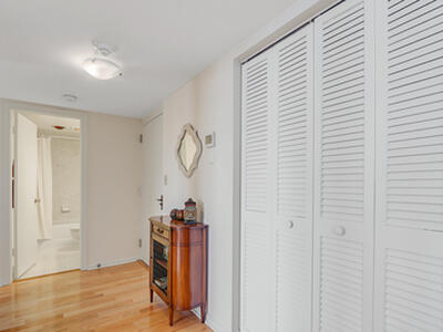 5480 N Ocean Drive, Singer Island, FL 33404