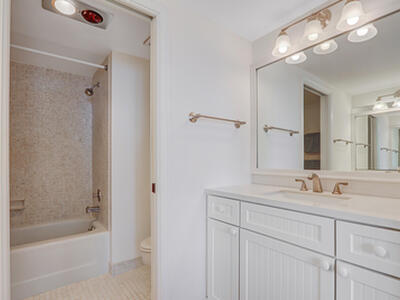 5480 N Ocean Drive, Singer Island, FL 33404