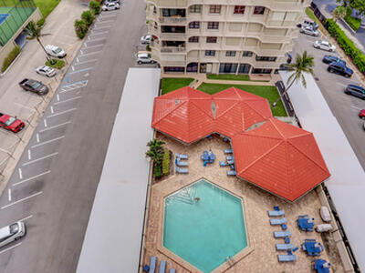 5480 N Ocean Drive, Singer Island, FL 33404