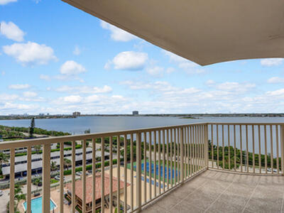 5480 N Ocean Drive, Singer Island, FL 33404