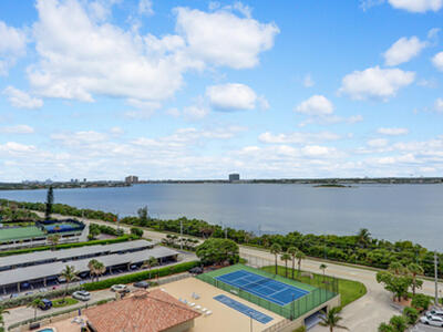 5480 N Ocean Drive, Singer Island, FL 33404