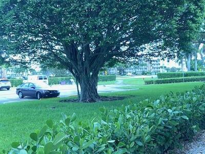 2 Fanshaw A, Boca Raton, FL 33434