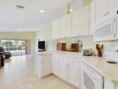 10628 SW Hartwick Drive, Port Saint Lucie, FL 34987