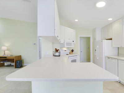 10628 SW Hartwick Drive, Port Saint Lucie, FL 34987