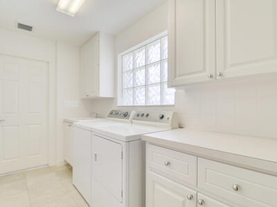 10628 SW Hartwick Drive, Port Saint Lucie, FL 34987