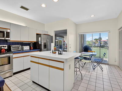 7623 Cinebar Drive, Boca Raton, FL 33433