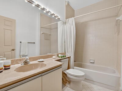 7623 Cinebar Drive, Boca Raton, FL 33433