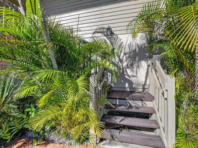 7623 Cinebar Drive, Boca Raton, FL 33433