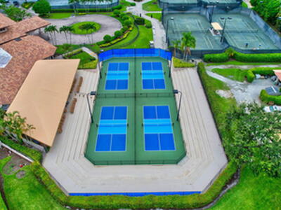 7623 Cinebar Drive, Boca Raton, FL 33433