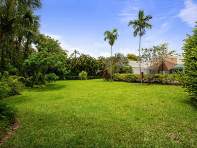 12327 Quercus Lane, Wellington, FL 33414