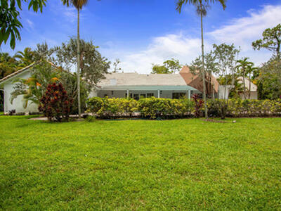 12327 Quercus Lane, Wellington, FL 33414