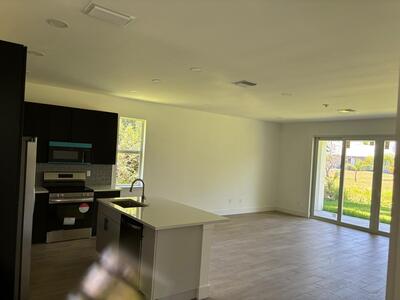 500 Sunset Road N, Rotonda West, FL 33947