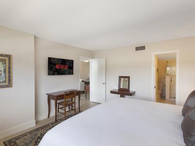 750 NE Spanish River Boulevard, Boca Raton, FL 33431