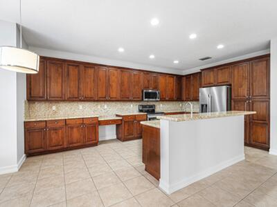 8845 Sandy Crest Lane, Boynton Beach, FL 33473