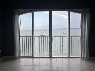 30 Harbour Isle Drive W, Fort Pierce, FL 34949
