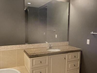 30 Harbour Isle Drive W, Fort Pierce, FL 34949