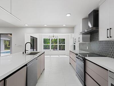 1833 NW 104th Avenue, Coral Springs, FL 33071