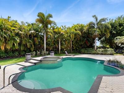 15700 Carrera Lane, Wellington, FL 33414