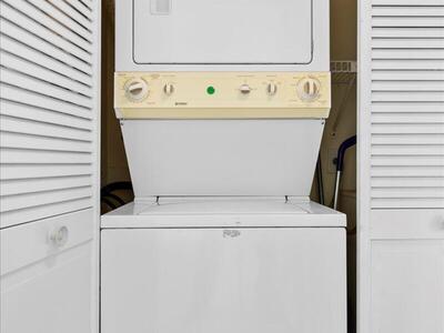 374 Bennington Lane, Lake Worth, FL 33467