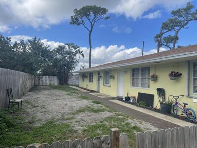 4425 Steven Road W, Lake Worth, FL 33461