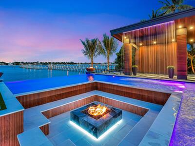 416 S Lake Drive, Lantana, FL 33462