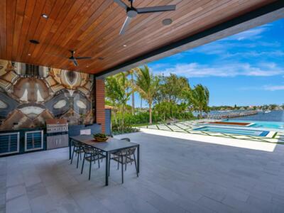 416 S Lake Drive, Lantana, FL 33462