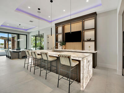 416 S Lake Drive, Lantana, FL 33462