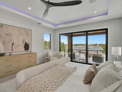 416 S Lake Drive, Lantana, FL 33462