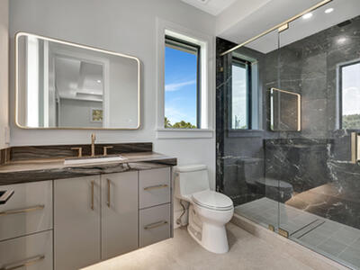 416 S Lake Drive, Lantana, FL 33462