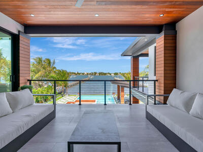 416 S Lake Drive, Lantana, FL 33462