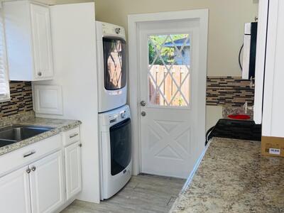 615 NE 2nd Avenue, Delray Beach, FL 33444