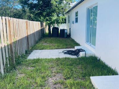 615 NE 2nd Avenue, Delray Beach, FL 33444