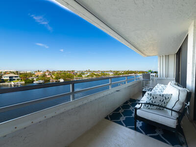 3555 S Ocean Boulevard, South Palm Beach, FL 33480