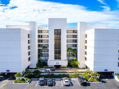 3555 S Ocean Boulevard, South Palm Beach, FL 33480