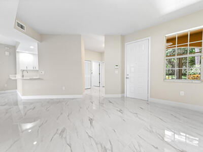 12510 Crystal Pointe Drive, Boynton Beach, FL 33437