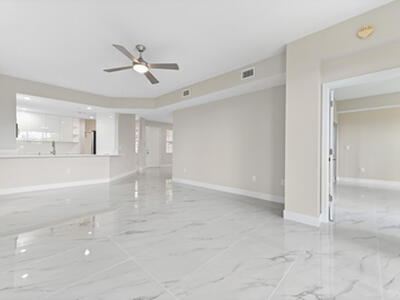 12510 Crystal Pointe Drive, Boynton Beach, FL 33437