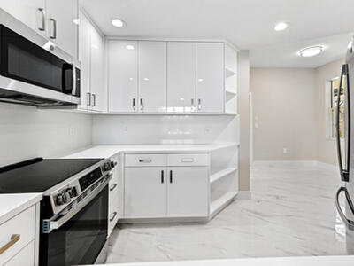 12510 Crystal Pointe Drive, Boynton Beach, FL 33437