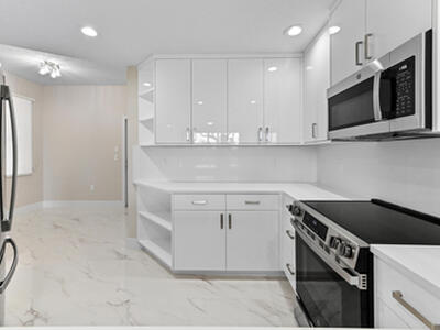 12510 Crystal Pointe Drive, Boynton Beach, FL 33437