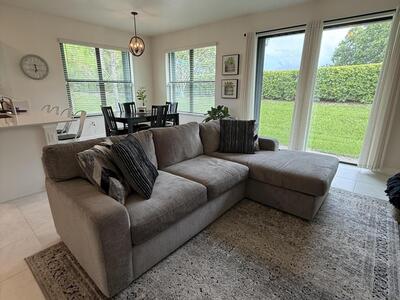 10031 W Villa Circle, Vero Beach, FL 32966