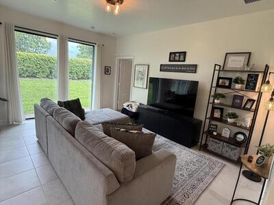 10031 W Villa Circle, Vero Beach, FL 32966