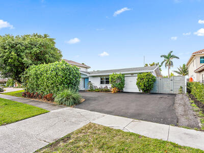 733 Waterway Drive, North Palm Beach, FL 33408