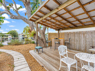 733 Waterway Drive, North Palm Beach, FL 33408