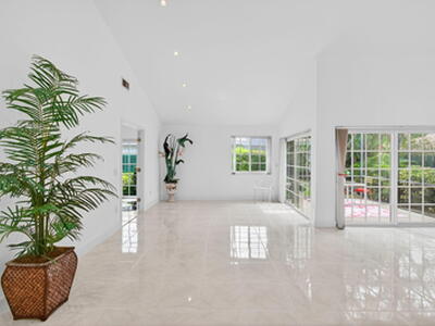 6105 Via Laguna Lane, Boca Raton, FL 33433