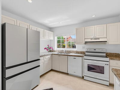 6105 Via Laguna Lane, Boca Raton, FL 33433