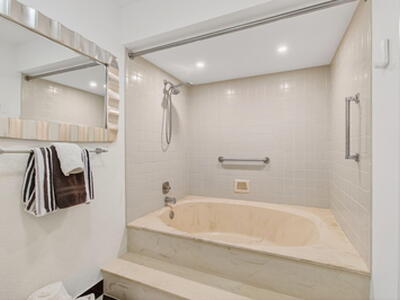 6105 Via Laguna Lane, Boca Raton, FL 33433