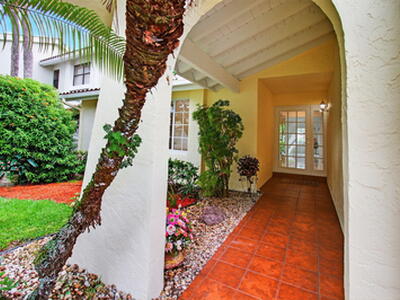 6105 Via Laguna Lane, Boca Raton, FL 33433