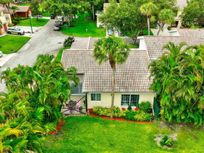 6105 Via Laguna Lane, Boca Raton, FL 33433