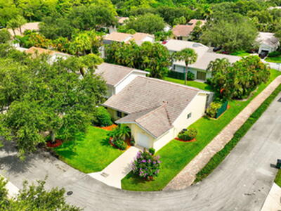 6105 Via Laguna Lane, Boca Raton, FL 33433