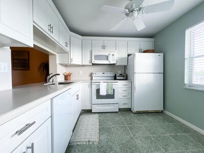 900 Dogwood Drive, Delray Beach, FL 33483